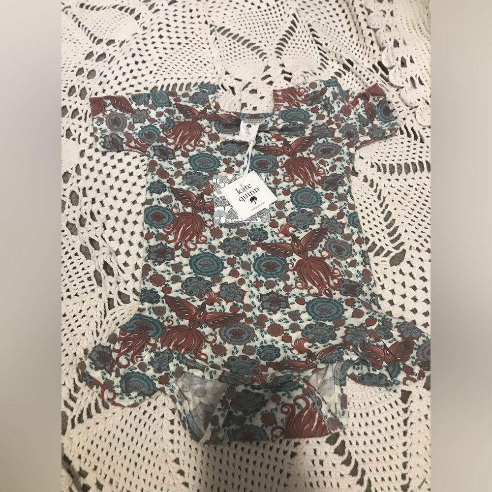 BNWT Kate Quinn side ruffle in firebird